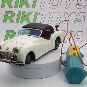 Triumph TR3 Bandai 1/20 White 1959 image 1