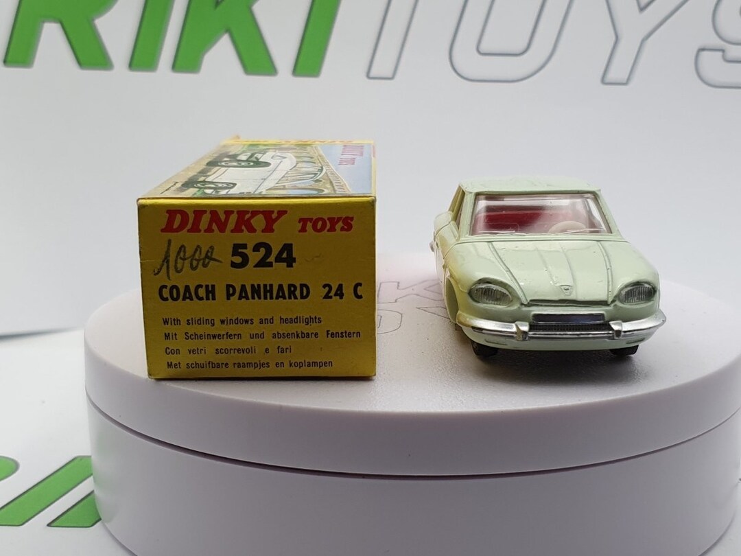 DINKY TOYS : Panhard 24, échelle 1/43, réf. 524, sans boîte d'origine (infimes usures