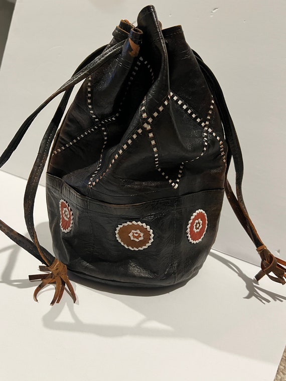 1970s leather bucket bag - image 2