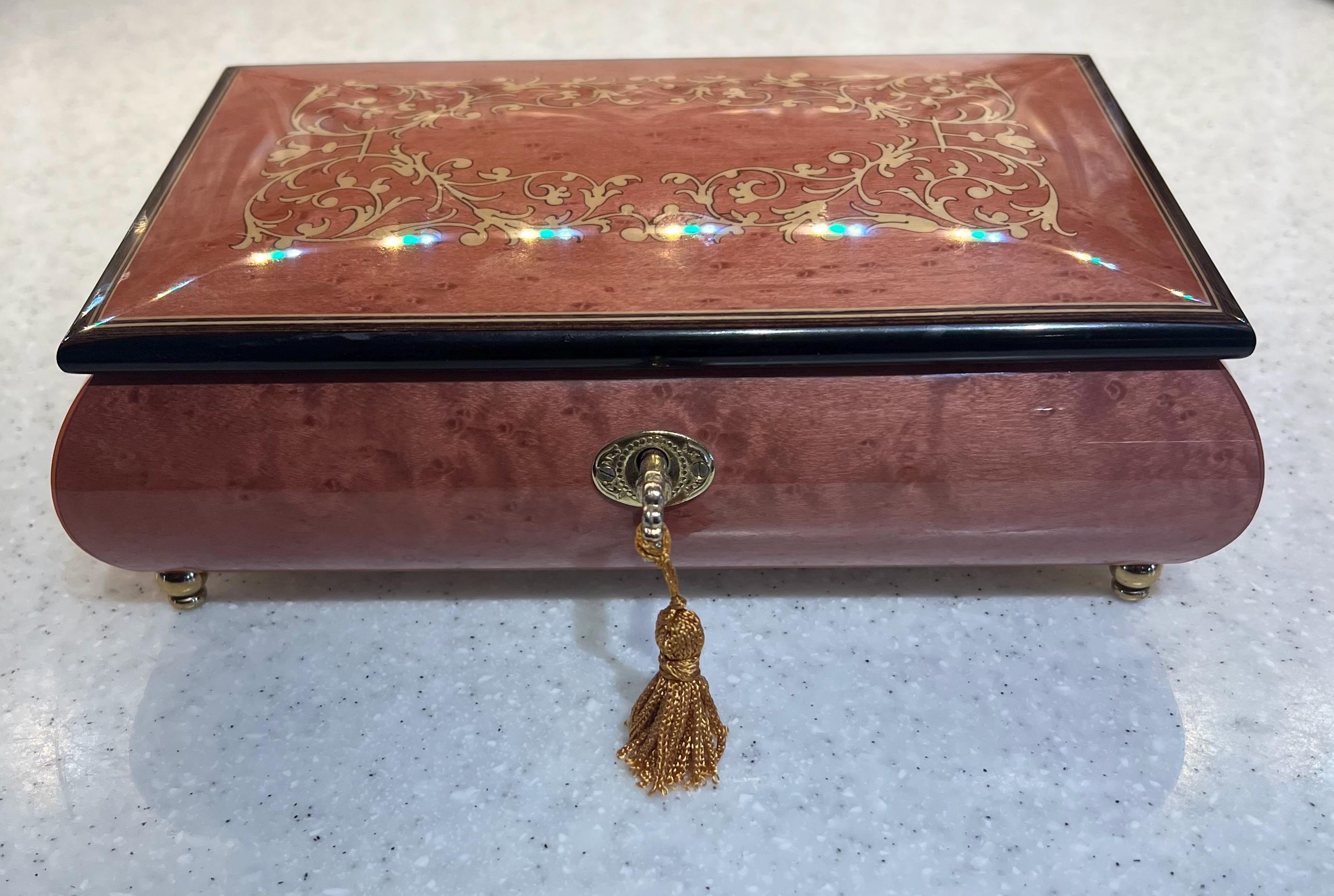 Early REUGE 36 note antique ムーヴメント Reuge Music Box Playing 36 Note Reuge Movement - 