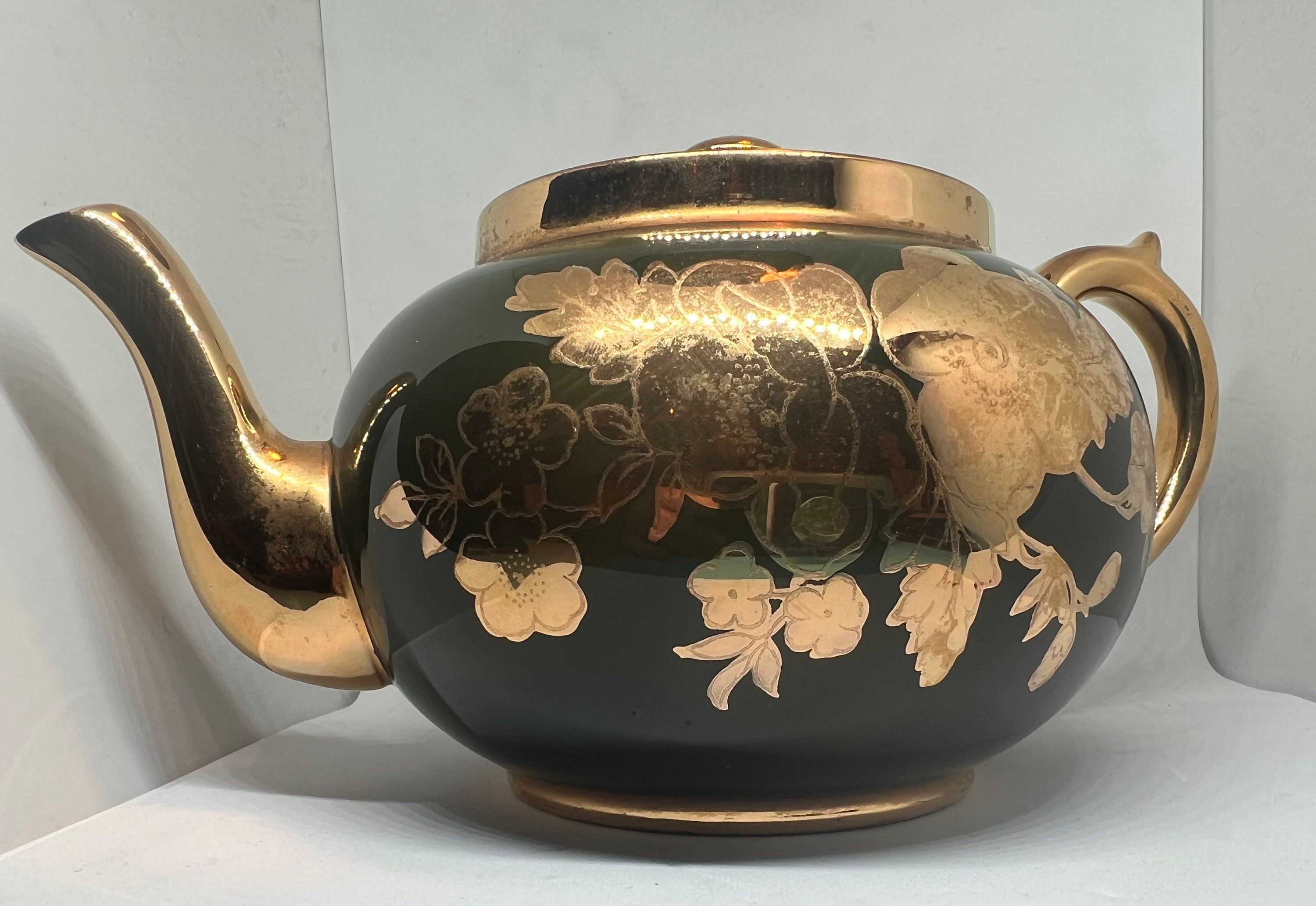 Vintage Gibson & Sons Green and Gold Teapot in Eden Pattern