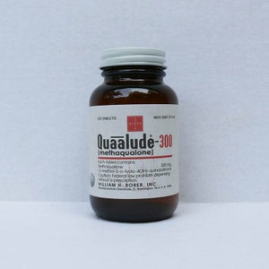 Quaalude Bottle, Amber Glass Bottle, Methaqualone Bottle, Mandrax Bottle, Knock The History Back, 100 Pill Capacity 4oz Bottle