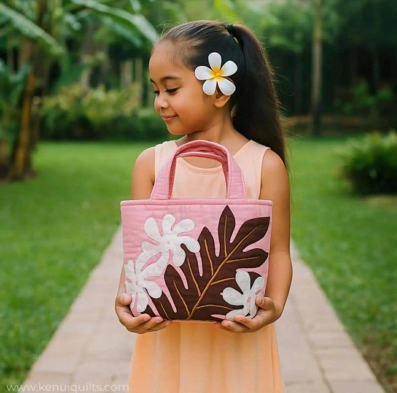 Handmade Quilted Tote Bag: Tiare Flower & Lauae Leaf Design image 1