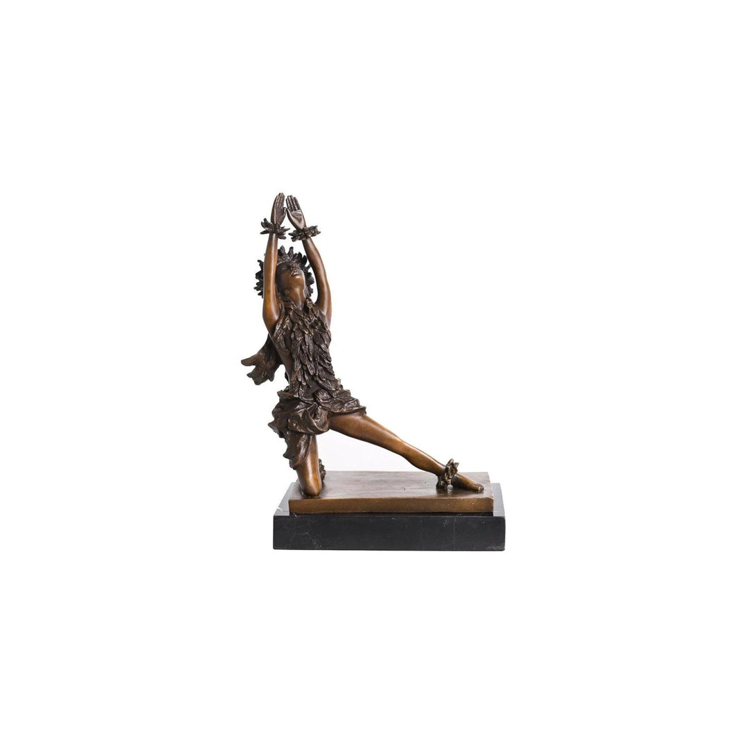 Kim Taylor Reece Bronze Statue Kila Kila strength, KTR Artwork, Bronze