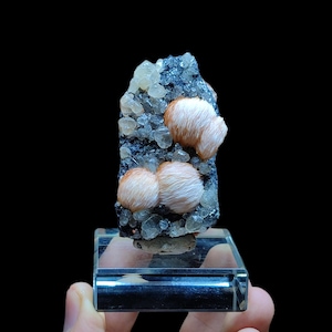 Cerusita con barita y galena de Midelt, Marruecos – Ejemplar mineral de 145 g (6 x 3,5 x 3 cm)