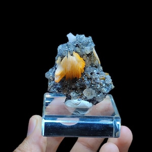 Cerusita con barita y galena de Midelt, Marruecos – Ejemplar mineral de 70 g (5 x 4 x 2 cm)
