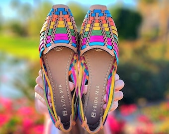 Mexican Huarache Sandals - Boho- Hippie - Vintage - Mexican - Leather - Shoes - Handmade - Gift for her - gift for mom - Slip on shoes