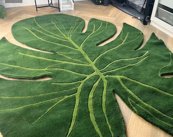Hand Tufted Monstera Leaf Rug | Tropical Green Wool Area Carpet | Botanical Shape Floor Decor