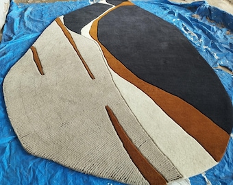 Neutral Irregular Shape Area Rug - Hand Tufted Modern Black Beige Brown Carpet