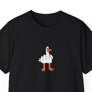 Camiseta Swan Off, camiseta Angry Swan Flipping the Bird, camiseta con gráfico de dibujos animados divertidos, camiseta rebelde y atrevida, prenda llamativa y informal para salir