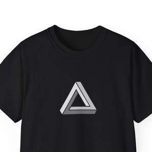 Penrose Triangle Unisex T-Shirt, Geometrisches Grafik-Shirt, Bunte optische Täuschung Top, Cooles abstraktes Design Tshirt, Hipster T-Shirt, Männer Frauen