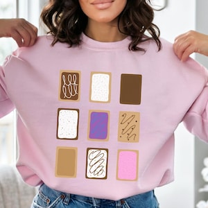 Toaster Tart Pastry Sweatshirt, Breakfast Snack Dessert Treat Crewneck, Cute Trendy Sweet Food Lovers Crewneck Sweater, Unisex Long Sleeve