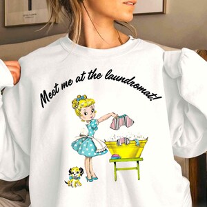 Retro Laundromat Graphic Sweatshirt: Kitsch 50s Laundry Lady