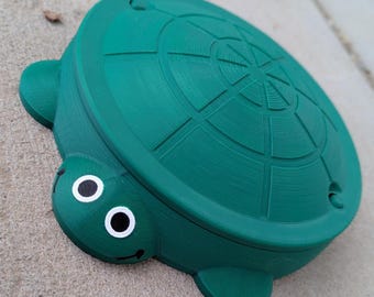 Little Tykes Turtle Sand Box with lid: Spider Water-Dish, Reptile, Beardies, Amphibian, Geckos, Arachnid