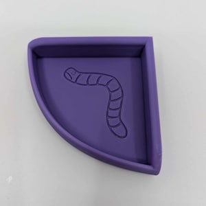 Corner Mealworm Feeding Bowl: Enrichment-Decor Arachnid, Snakes, Reptile, Jumping-Spider, Amphibian, Geckos, Beardies