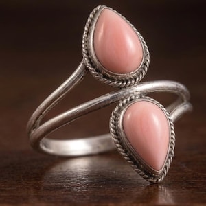 Handmade 925 Sterling Silver Pink Conch Ring, Pear Gemstone Open Wrap southwestern Jewelry