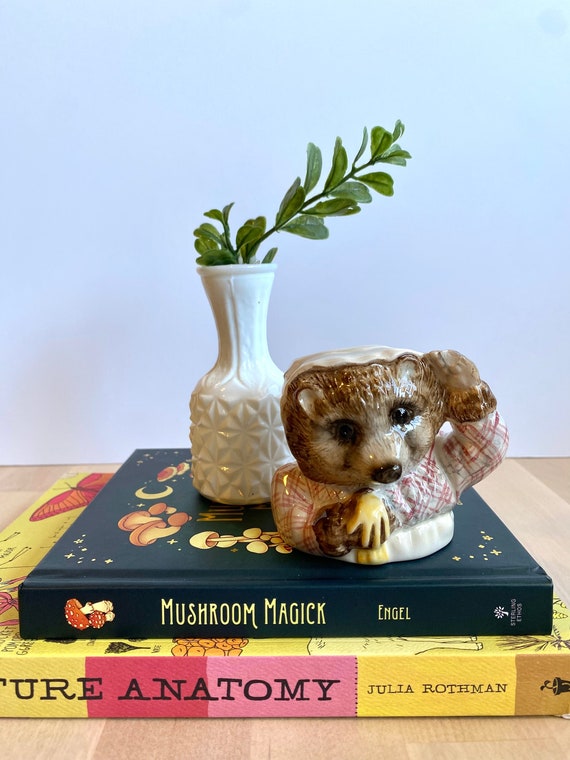 Vintage Beatrix Potter Mrs. Tiggy-Winkle Small Creamer, Pitcher, Mug Collectible Figurine from John Beswick