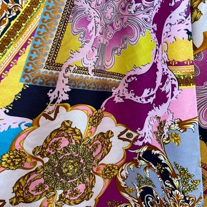 New Baroque Mode-Design-Druck auf der besten Qualität von Poly-Spandex 4-Wege-Stretch 58/60 Zoll, verkauft von YD.Ships weltweit aus Los Angeles