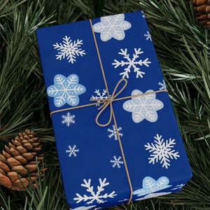 Snowflake Wrapping Paper Roll, Winter Wonderland Gift Wrap, Blue and White Snow, Christmas Ice, XMAS Gifts, Snowman Holiday, North Pole