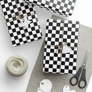 Checkered Wrapping Paper Roll, Black White Check Gift Wrap, Ideal for Surfer Skateboarders and Car Racing Themed Parties, Christmas