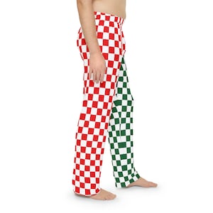 Checkered Christmas Pajama Bottoms, Men&#39;s PJ Pants, Holiday Check Sleepwear, Red and Green Race Car Flag, Relaxed Fit, S-4XL, Comfortable