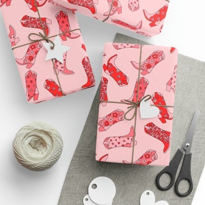 Western Cowgirl Boots Wrapping Paper Roll, Retro Cow Girl Gift Wrap, Trendy San Valentino, Stivali da cowboy, Groovy Mirror Ball Trendy Happy Faces