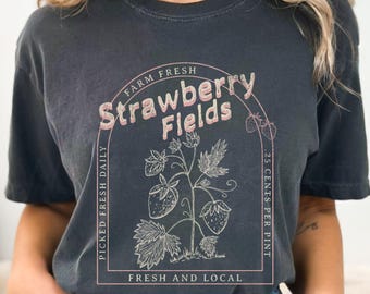 Strawberry Vintage Inspired T-Shirt, Farm Fresh Tee, Picked Daily Fruit Shirt, Retro Garden Graphic, Cottagecore Summer Berry Comfort Colors