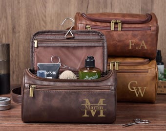 Personalized Men's Leather Toiletry Bag Groomsmen Gifts, Dopp Kit Men's Leather Accessory, Anniversary Gift for Him Graduation Gift for Him