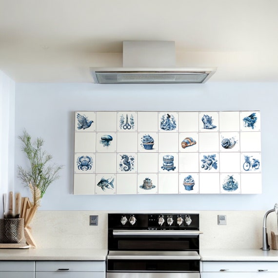 Delfts blauw, Delft Blue, Blank tile, kitchen design, tile design, delft blue tile, ceramic, tile, backsplash, wall art, kitchen, bathroom
