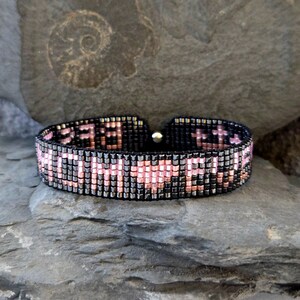 Geschenkidee / "Best Mom ever" / gewebtes Armband aus hochwertige 2 mm Miyuki Delica Perlen