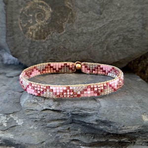 Geschenkidee: wunderschönes gewebtes Armband aus hochwertige 2 mm Miyuki Delica Perlen