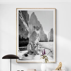 Schwarzweißer Wild Gepard auf Yacht Druck - Eingerahmt Fine Art Fotografie Wildtier Wandkunst - Küstenwanddekor