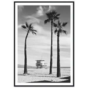 Lámina con palmeras de Venice Beach - Fotografía en blanco y negro de California enmarcada - Decoración costera para el hogar imagen 1