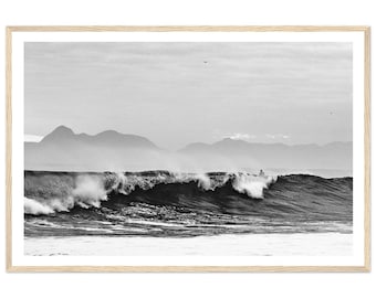 Impresión artística de surf - Impresión fotográfica en blanco y negro de surf oceánico - Arte mural de surf - Decoración de pared costera