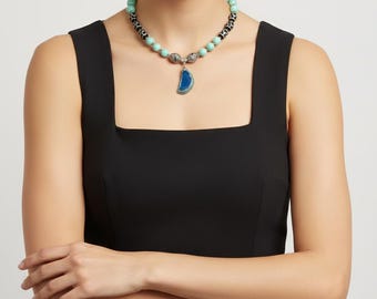 Aquamarine Beaded Necklace with Agate Pendant