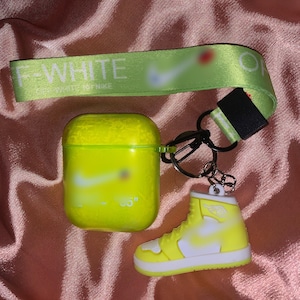 Off white airpod pro case with lanyard hot sale