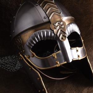 handmade-beowulf-spectacle-helmet-viking-chainmail-armor-cheek