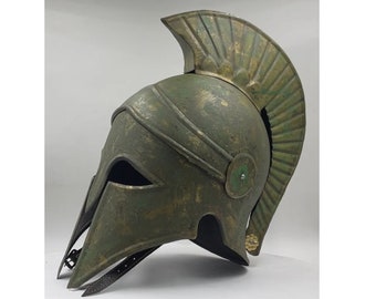 Casque Médiéval Romain Spartan – Leonidas, Finition Laiton Antique, Avec Support En Bois Et Plume Noire