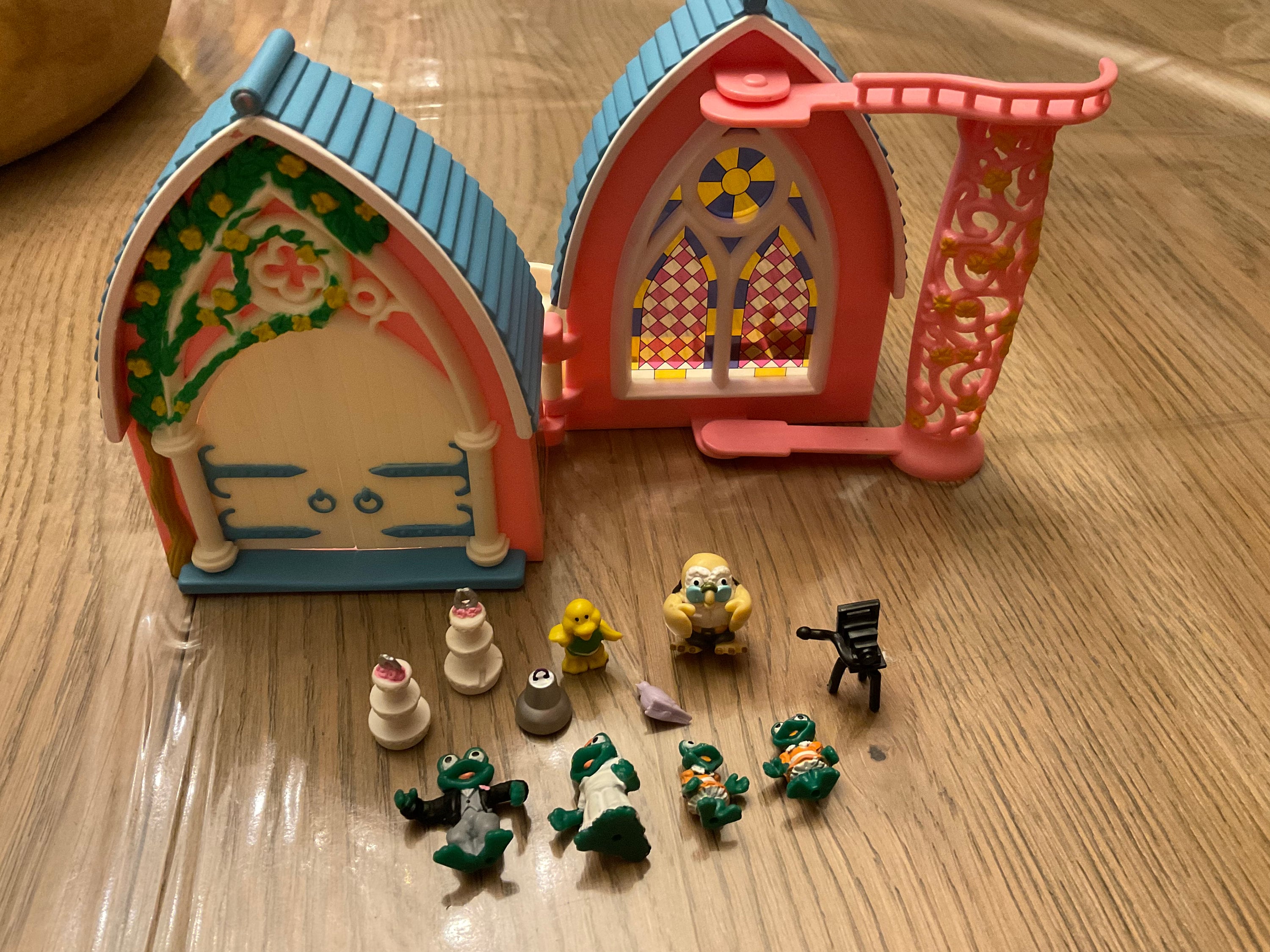 Polly Pocket ポーリーポケット ウェディングチャペル エンジェル Angel Pocket/エンジェルポケット・虹の妖精・すてきな結婚式が