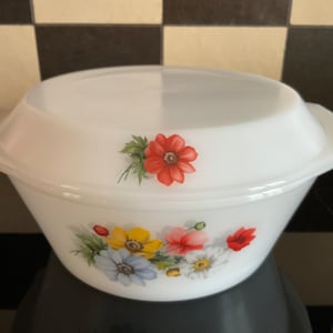 Vintage Arcopal France Anemone Schaal met deksel