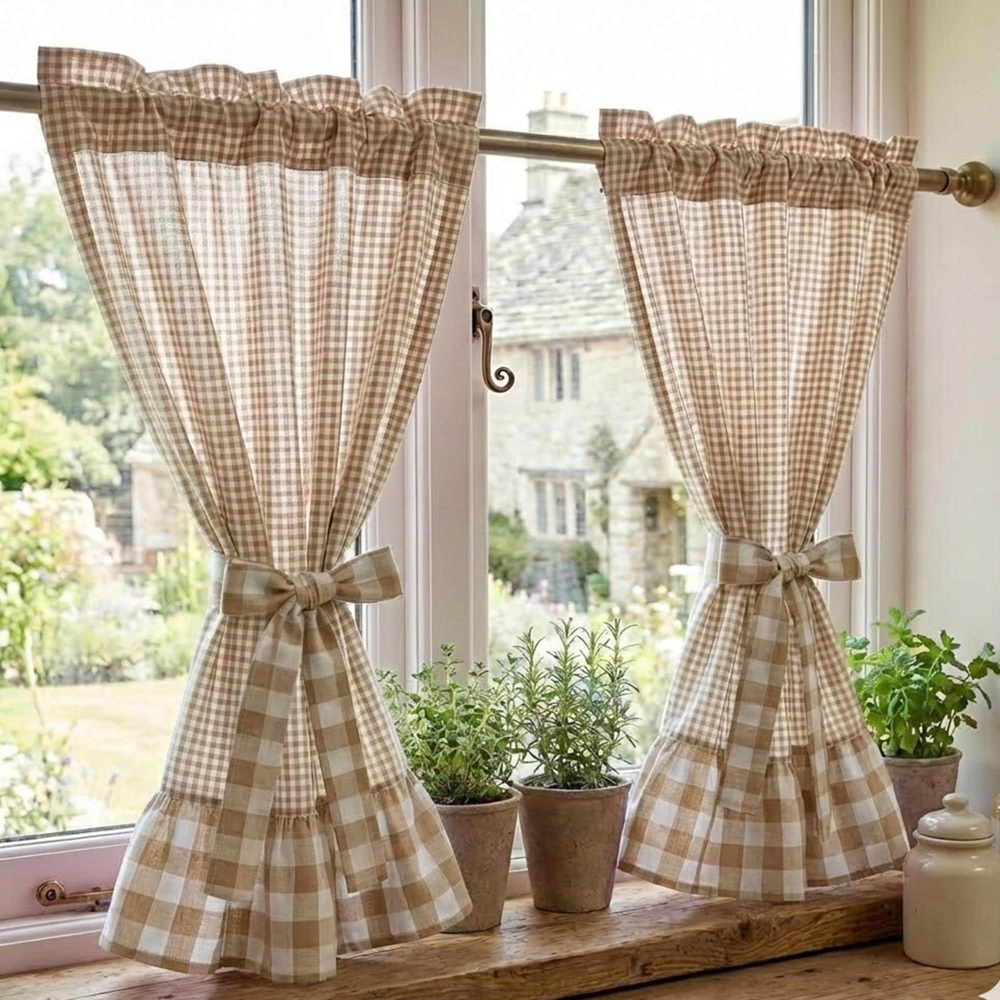 Rideau de cuisine en vichy beige fini en pointe