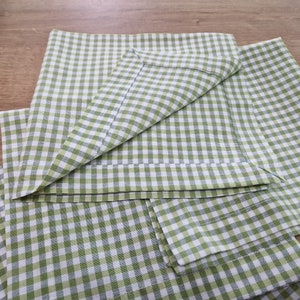 Green and White Buffalo Check Cloth Napkins Sets, Gingham Plaid Fabric Cotton Dinner Napkins, Country Style Table Decor Reusable Napkins