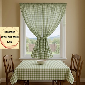 Tende da caffè con volant a quadretti verdi, mantovana da cucina in stile rustico su misura