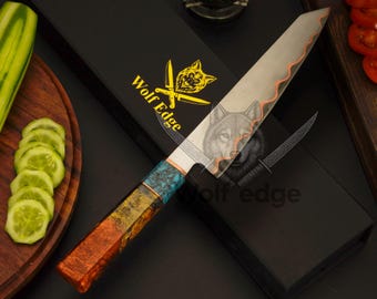 Cuchillo de chef artesanal: hoja estilo damasco de cobre, mango de resina turquesa, 33 cm de largo