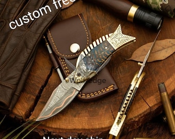 Navaja plegable de cobre de Damasco hecha a mano: diseño de pez personalizado, regalo para padrinos de boda.