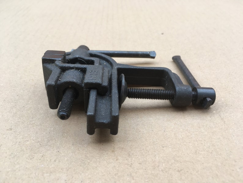 Vintage Watchmakers Bench Vise 22mm Jaws Etsy