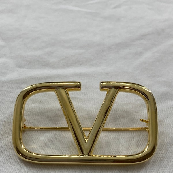 Vintage Valentino Gold Brooch with Giftbag