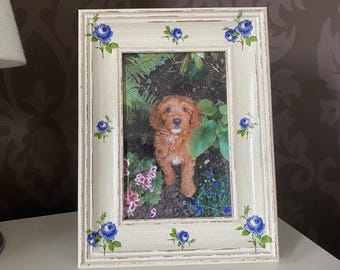 Blue Rose Decoupaged Picture Frame: Shabby Chic Floral Photo Frame (6x4 inch)
