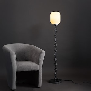 Moderne Stehlampe - Flux FTF01 | Skulpturale Gestaltung | Ambiente Beleuchtung | Handarbeit | Statement Dekor | weiches warmes Glühen | LUMA Atelier
