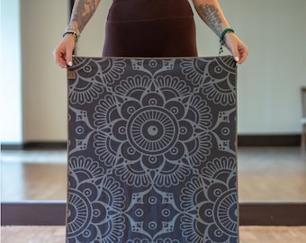 Serviette de yoga | Serviette de yoga antidérapante | Cadeau de yoga | surmatelas de tapis de yoga respectueux de l'environnement en microfibre recyclée | Ensemble de yoga